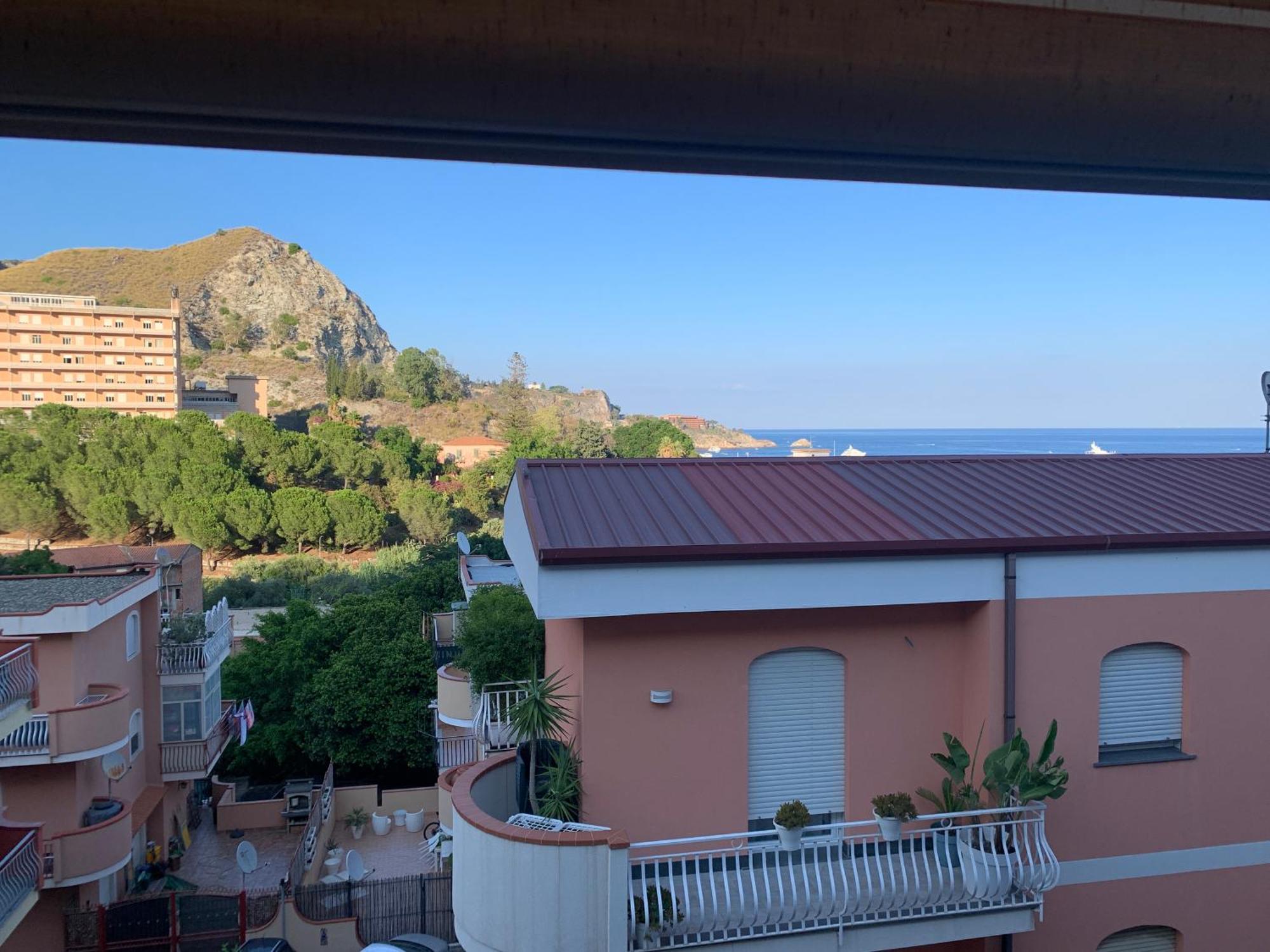 Residence La Fenice Ff Giardini Naxos Luaran gambar